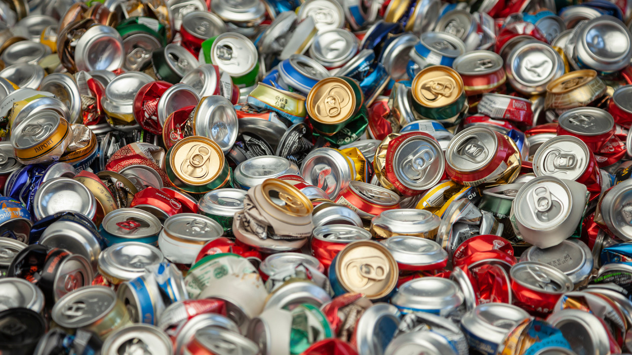 İçecek Kutularındaki Fiziksel Gizem Çözüldü