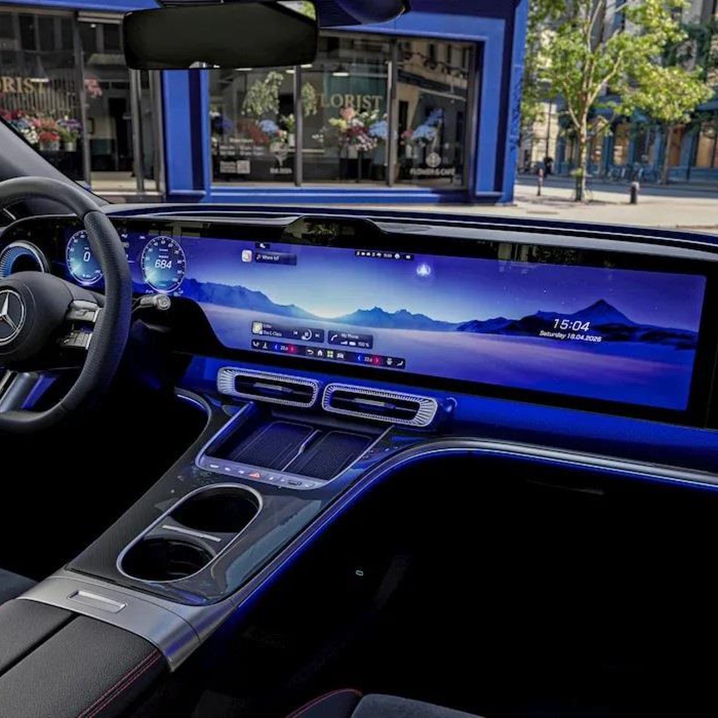 Mercedes'ten Yeni Elektrikli C-Serisi: İç Mekan Görüntüleri Yayınlandı