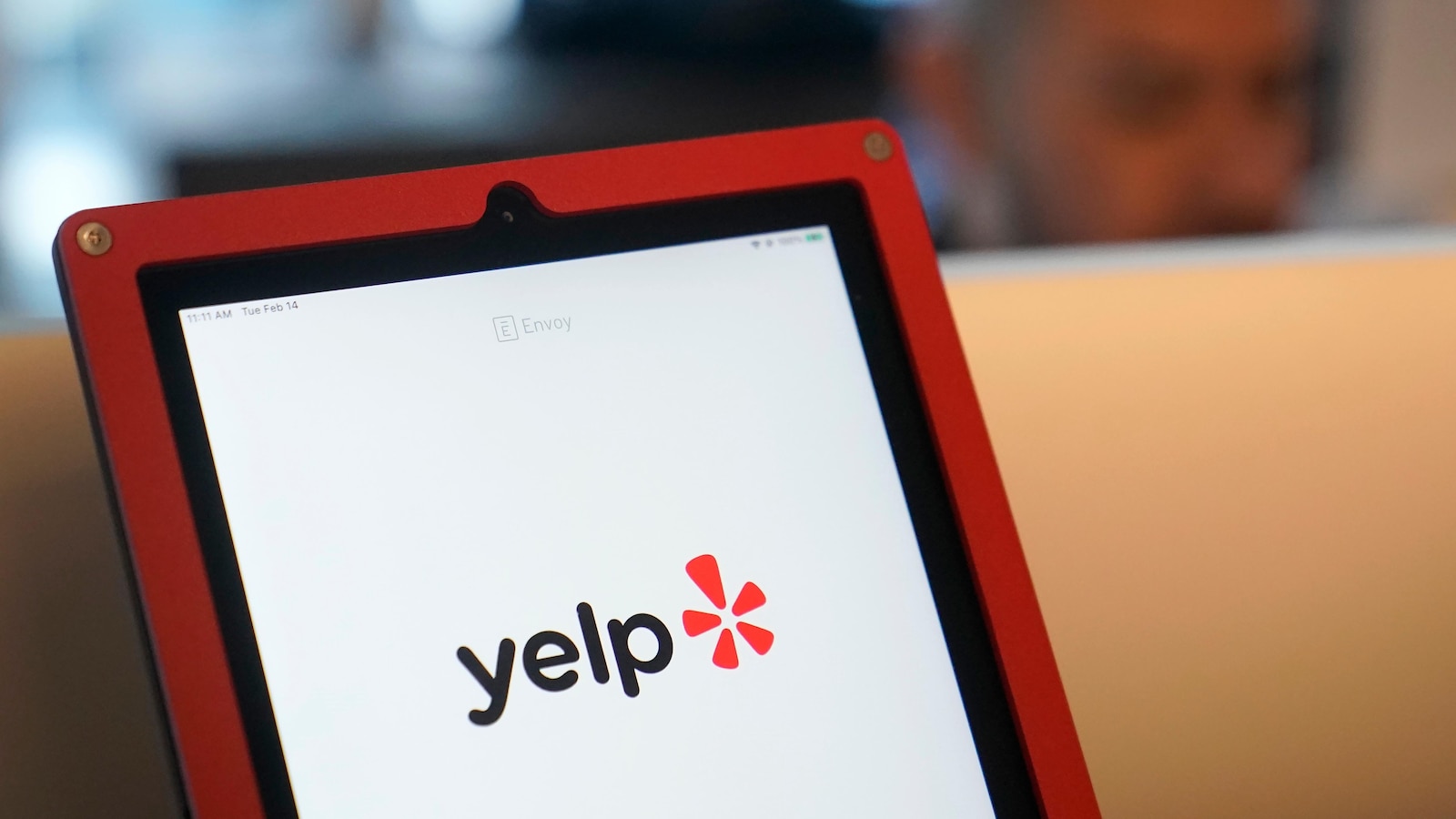 Yelp'e Yapay Zeka Destekli Sohbet Asistanı Geliyor