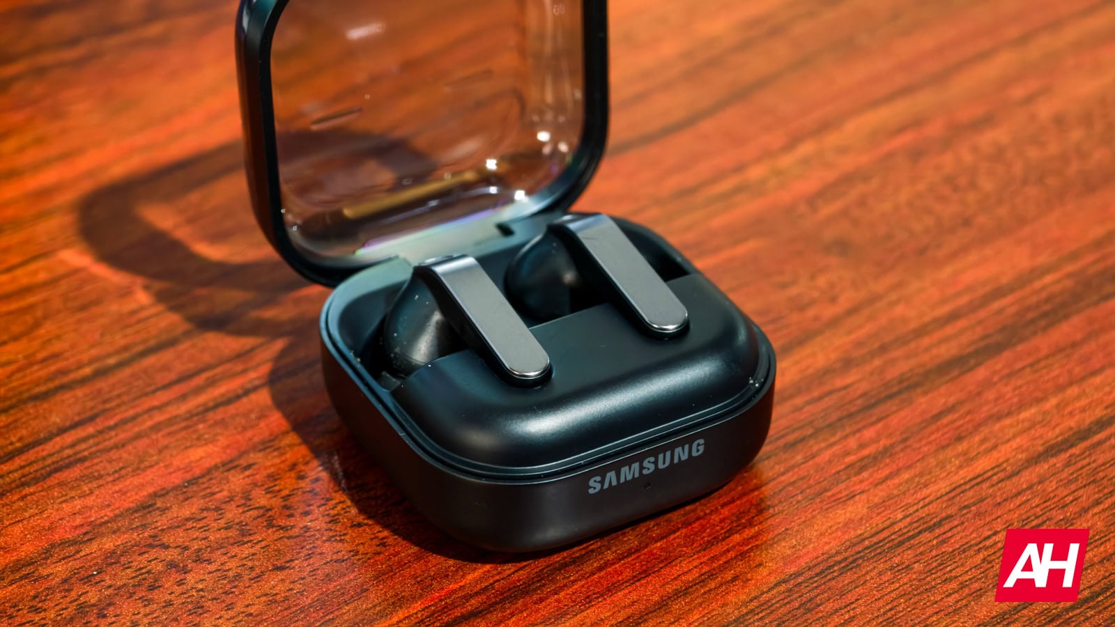 Samsung Galaxy Buds Able Tasarımı Yeniden Şekilleniyor