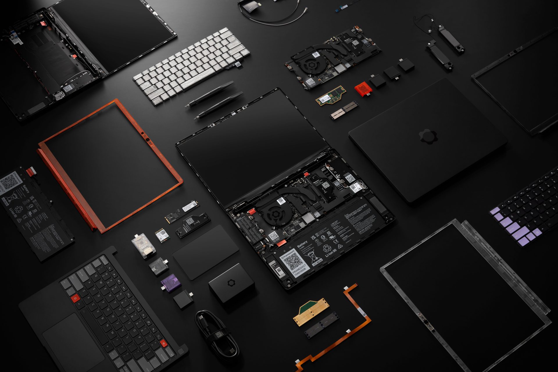 Framework Laptop 13 Pro: Tamir Edilebilir Tasarım ve Yeni Nesil İşlemciler