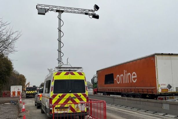 Yapay Zeka Kameraları Sürücüleri Tehdit Ediyor: Binlercesi Para Cezasıyla Karşı Karşıya